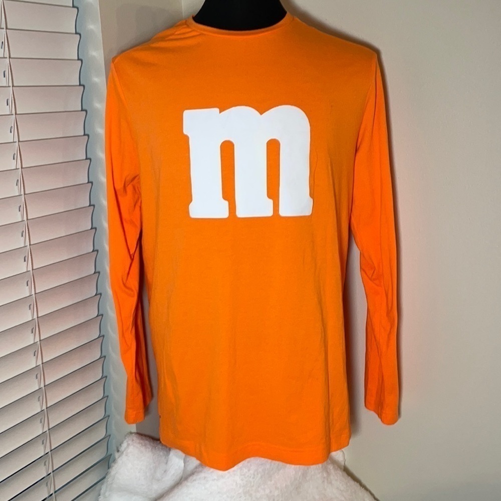 ATHLETIC Works M&M T-Shirt Size Large